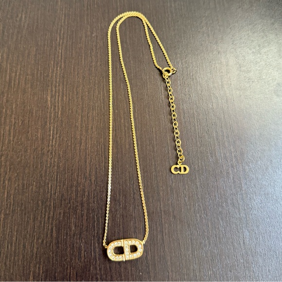Christian Dior Necklace - Picture 9 of 9